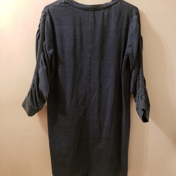 Jane and Delancey Chambray Long Sleeve Shift Dress - Picture 3 of 7